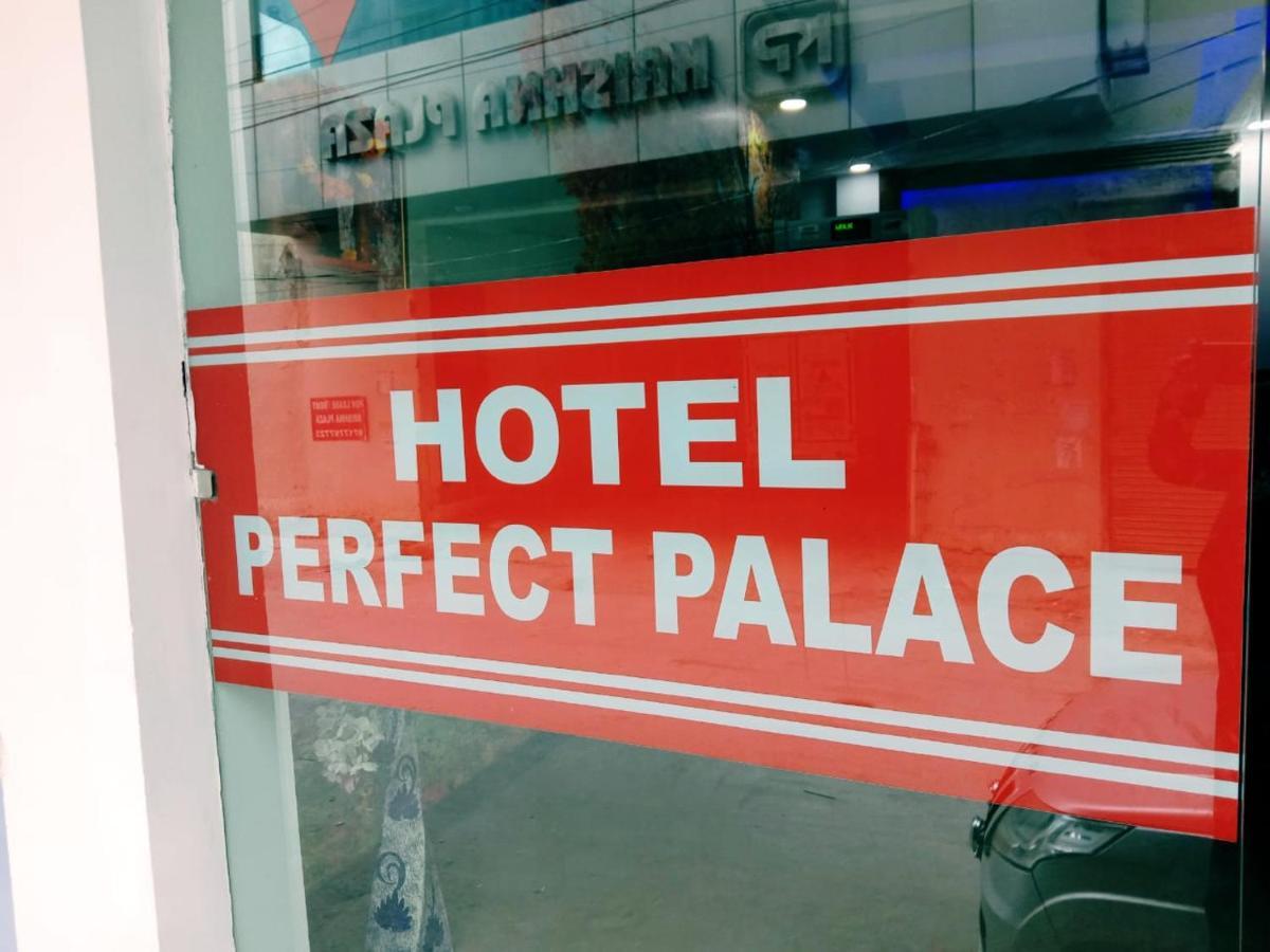 Perfect Palace Hotel Nova Deli Exterior foto